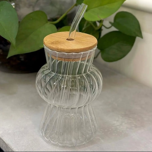 "Glass Juice Mug with Wooden Lid & Glass Straw – Eco-Friendly Transparent Cup for Cold Drinks"